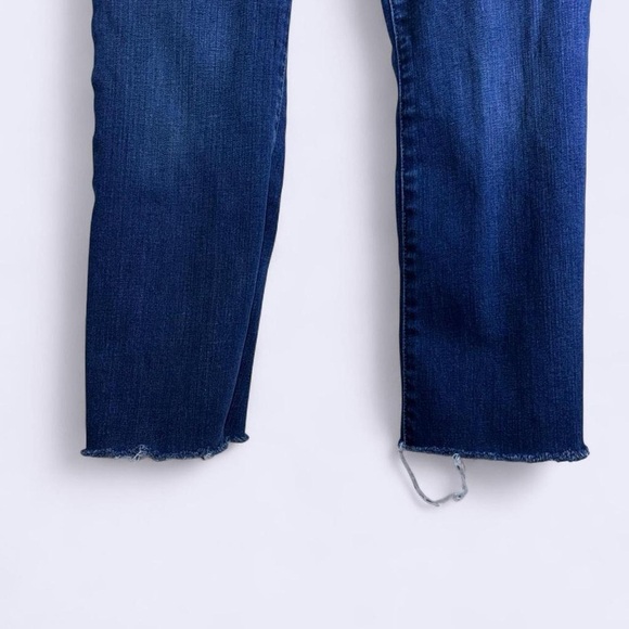 Madewell Mid-Rise Cali Demi-Boot Jeans | Size 27 - Picture 3 of 7